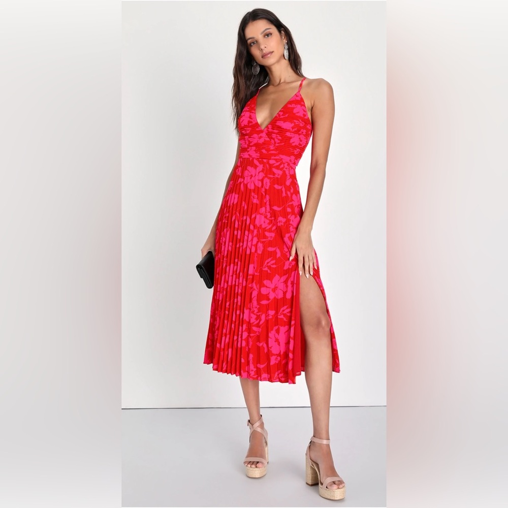 Lulus Vibrant Moment Floral Red and Pink Dress Small-NWT!